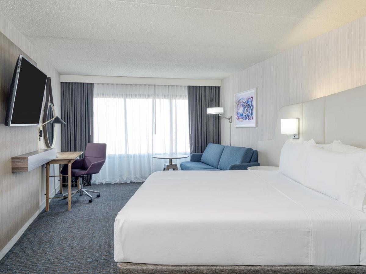 Отель Crowne Plaza Indianapolis-Airport By Ihg Экстерьер фото