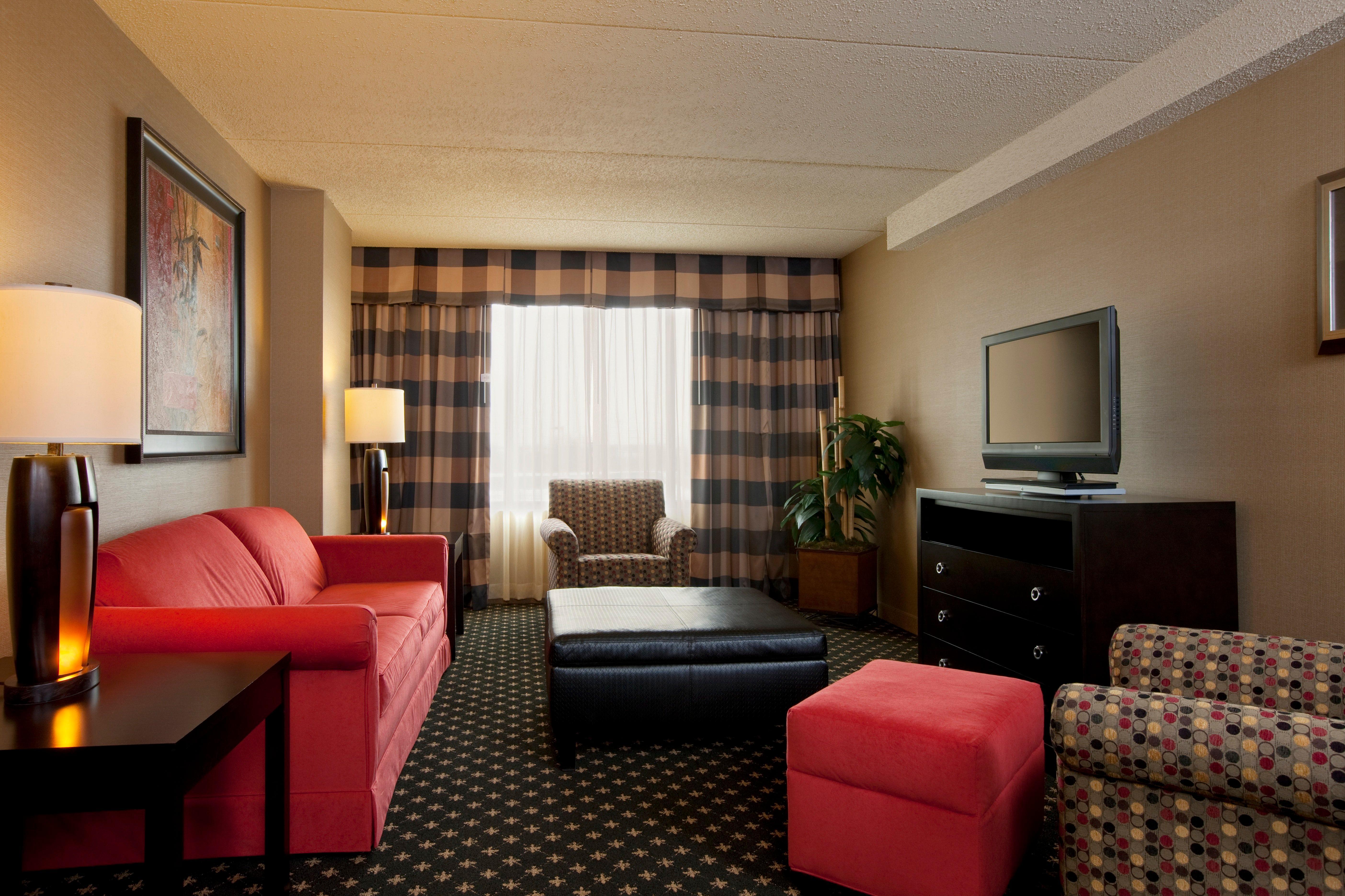 Отель Crowne Plaza Indianapolis-Airport By Ihg Экстерьер фото